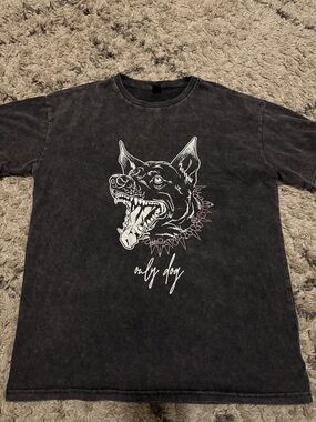 ROMWE Black Graphic Tee with White Dog Head Print